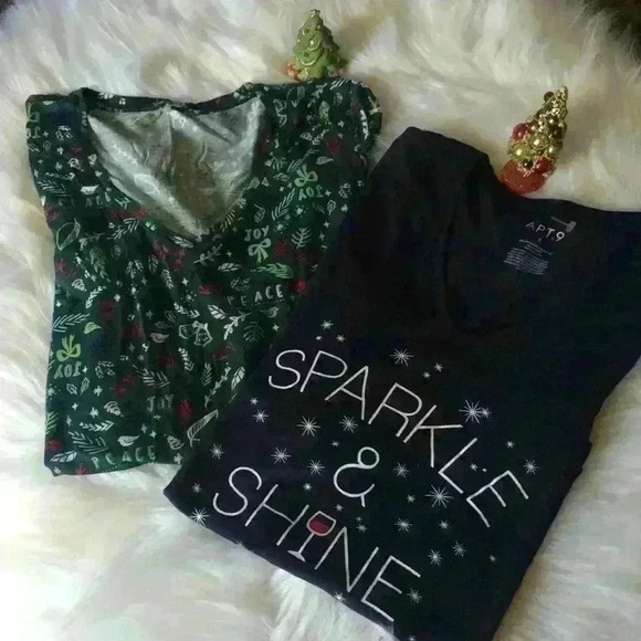 ⚡️ 3 for $20 ⚡️Apt. 9 Christmas Tees - Picture 1 of 5